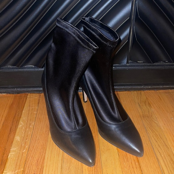 Boots - Picture 1 of 4